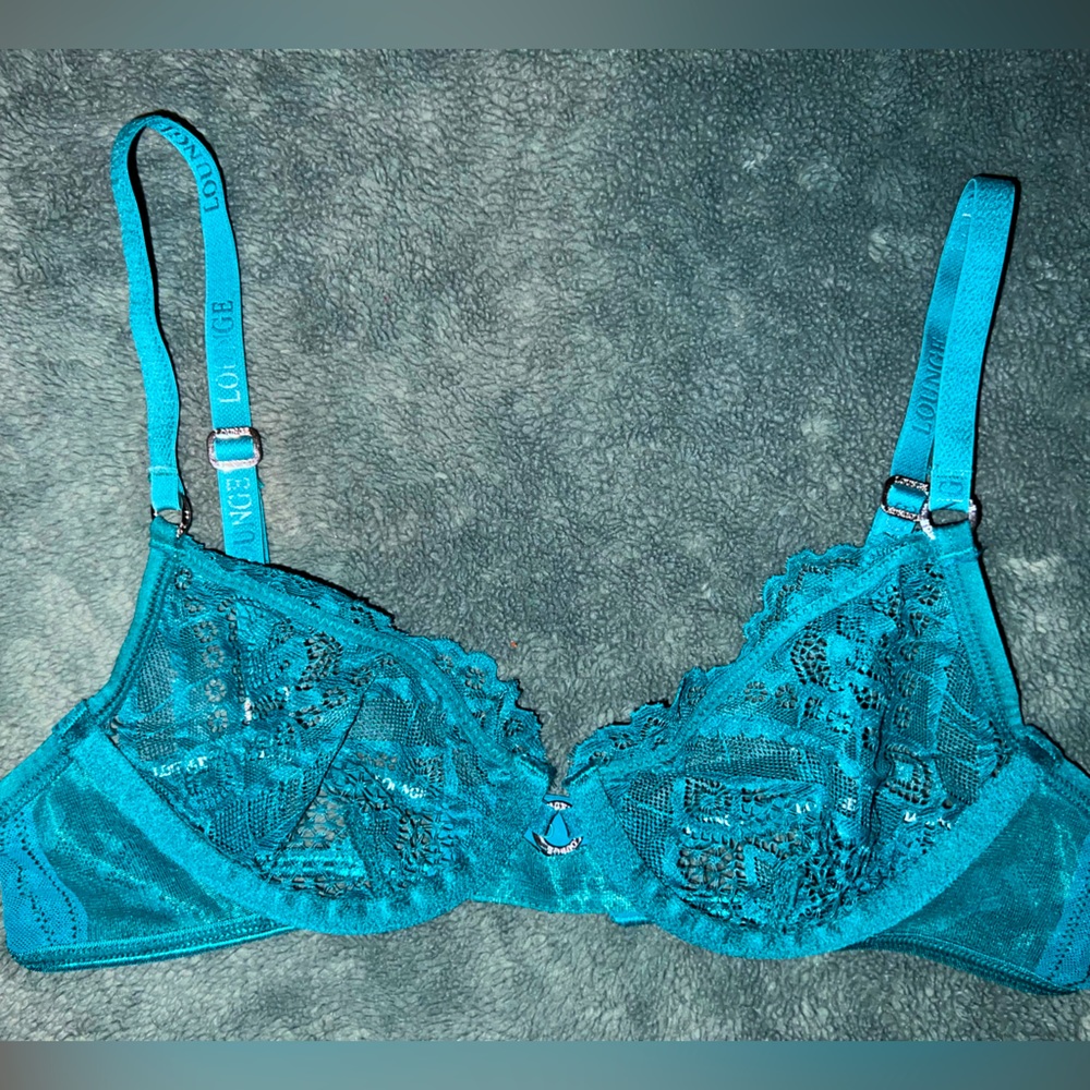Lounge brand - NWOT Lace charmed balcony bra in turquoise 32A